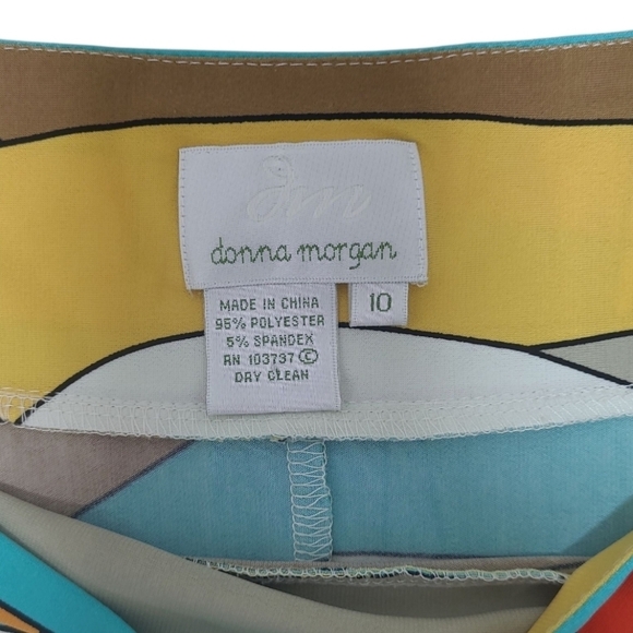 Donna Morgan 3/4 Sleeve Kaleidoscope Print Shift Dress Size 10 - Picture 4 of 8